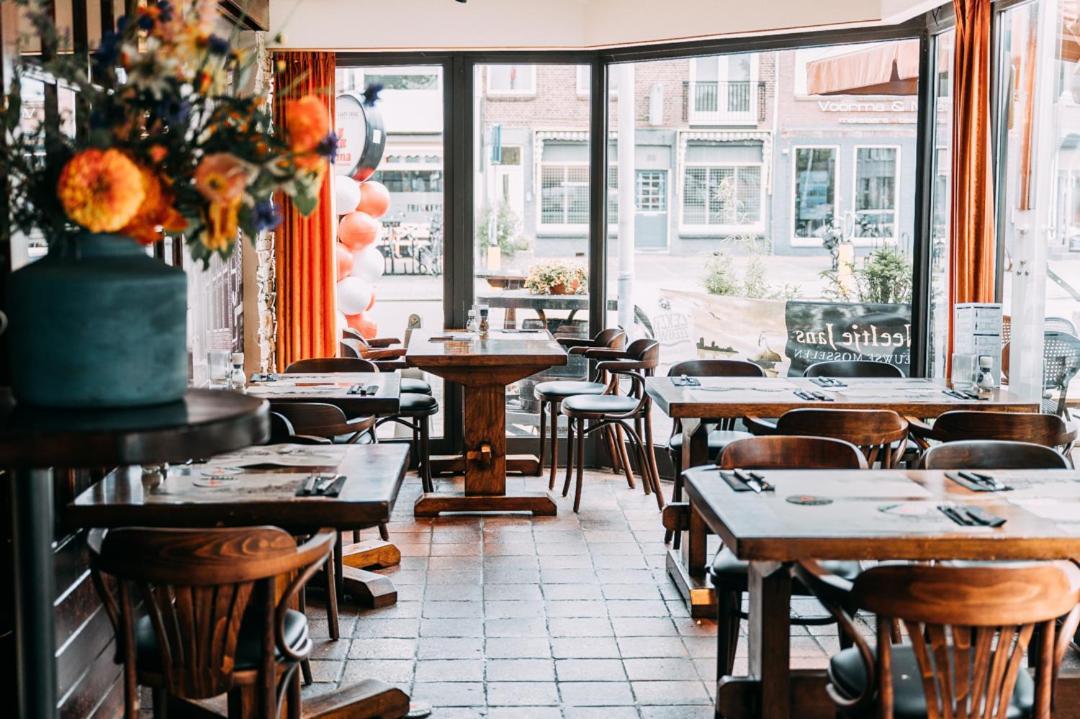 Hotel Cafe Restaurant Abina อัมสเทลวีน ภายนอก รูปภาพ